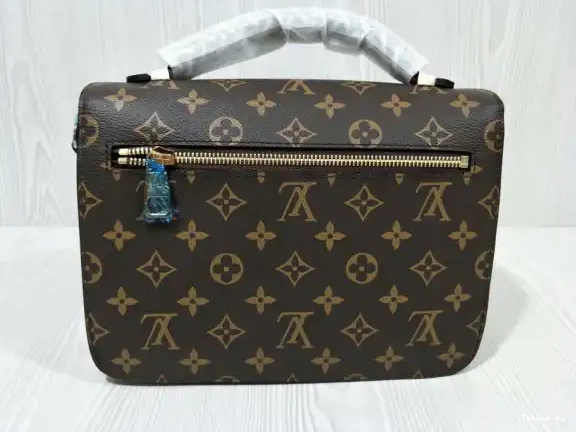Affordable LOUIS VUITTON POCHETTE METIS 0605